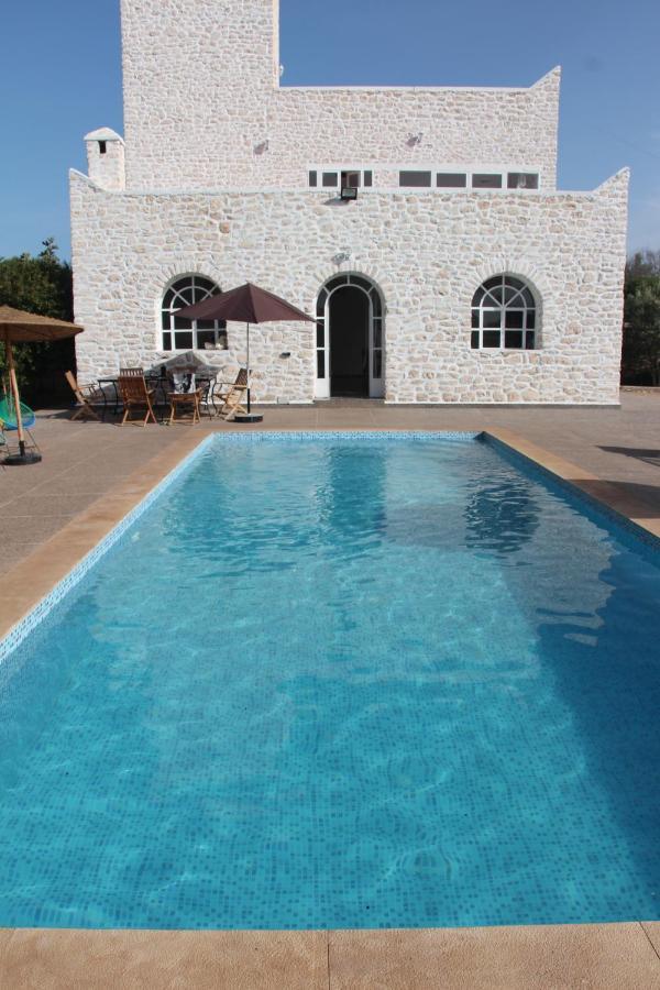 Les Jardins Fleuris Bed & Breakfast Suvayr Dış mekan fotoğraf