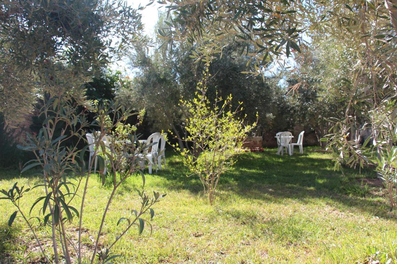Les Jardins Fleuris Bed & Breakfast Suvayr Dış mekan fotoğraf