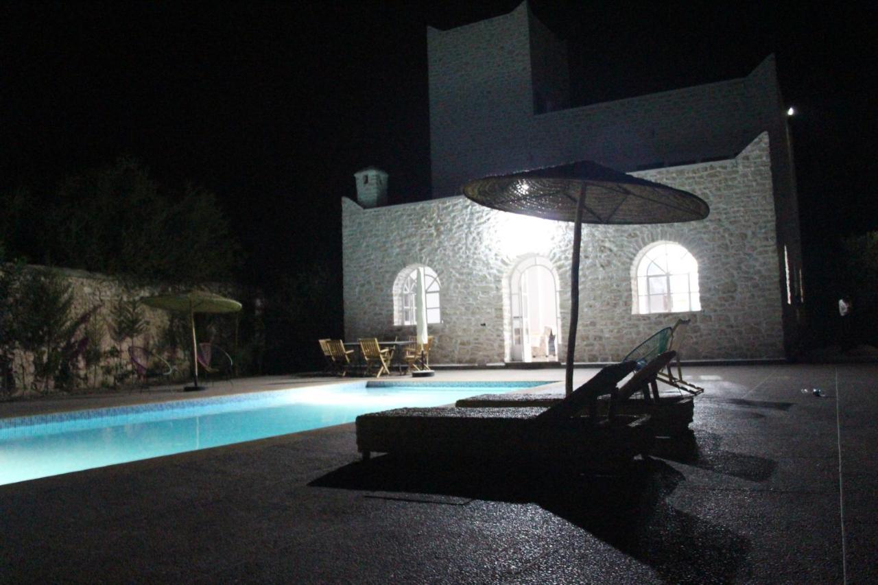 Les Jardins Fleuris Bed & Breakfast Suvayr Dış mekan fotoğraf